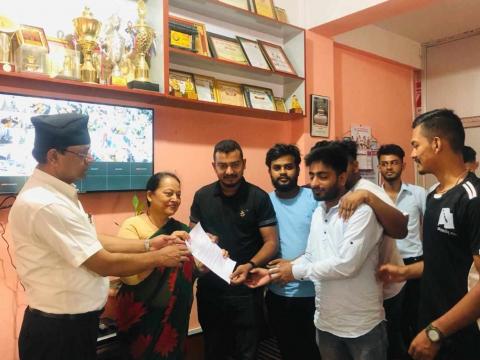 विद्यार्थीको मौलिक अधिकार हनन गर्दै झापाका बिद्यालय विद्यार्थीको मौलिक अधिकार हनन गर्दै झापाका बिद्यालय