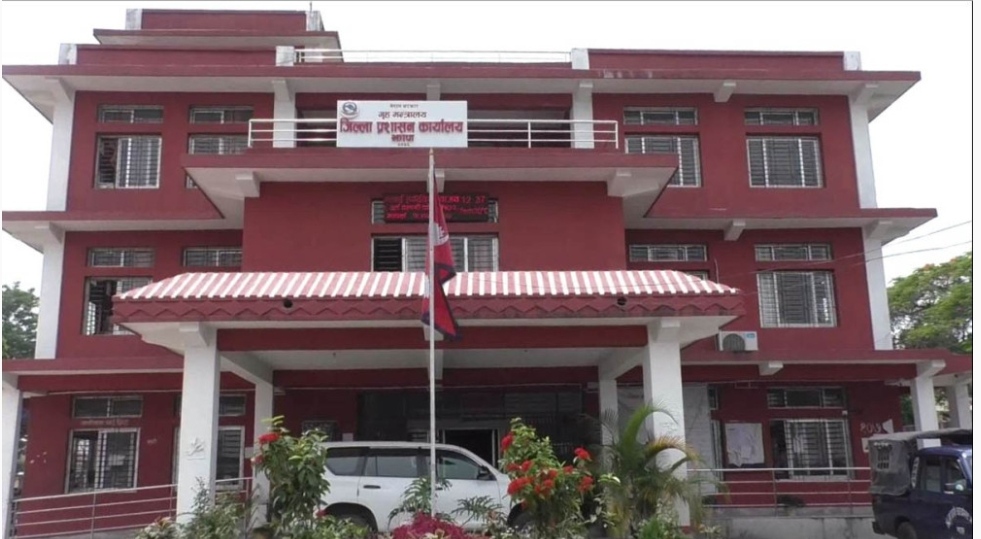जिप्रका झापाले गैरआवासीय नेपालीलाई नागरिकता हस्तान्तरण 