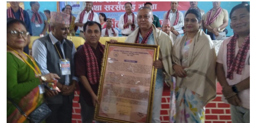 दुई दम्पती र कर्मचारीलाई सम्मान गर्दै खानेपानीको साधारणसभा सम्पन्न