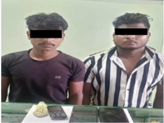 ब्राउन सुगरसहित दुई भारतीय नियन्त्रणमा