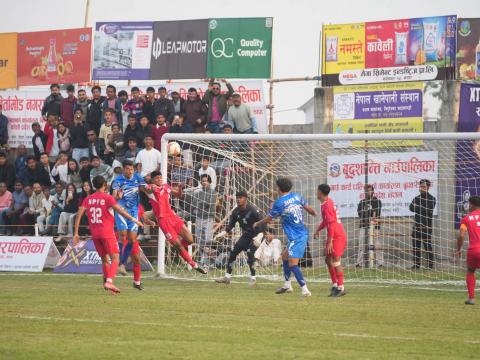 नेपाल पुलिस क्लबलाई २-१ गोलले हराउँदै झापा ११ क्वाटर फाइनलमा प्रवेश 