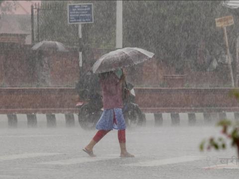 देशभर मनसुनी वायुको प्रभाव: पूर्वमा मध्यम वर्षा हुने